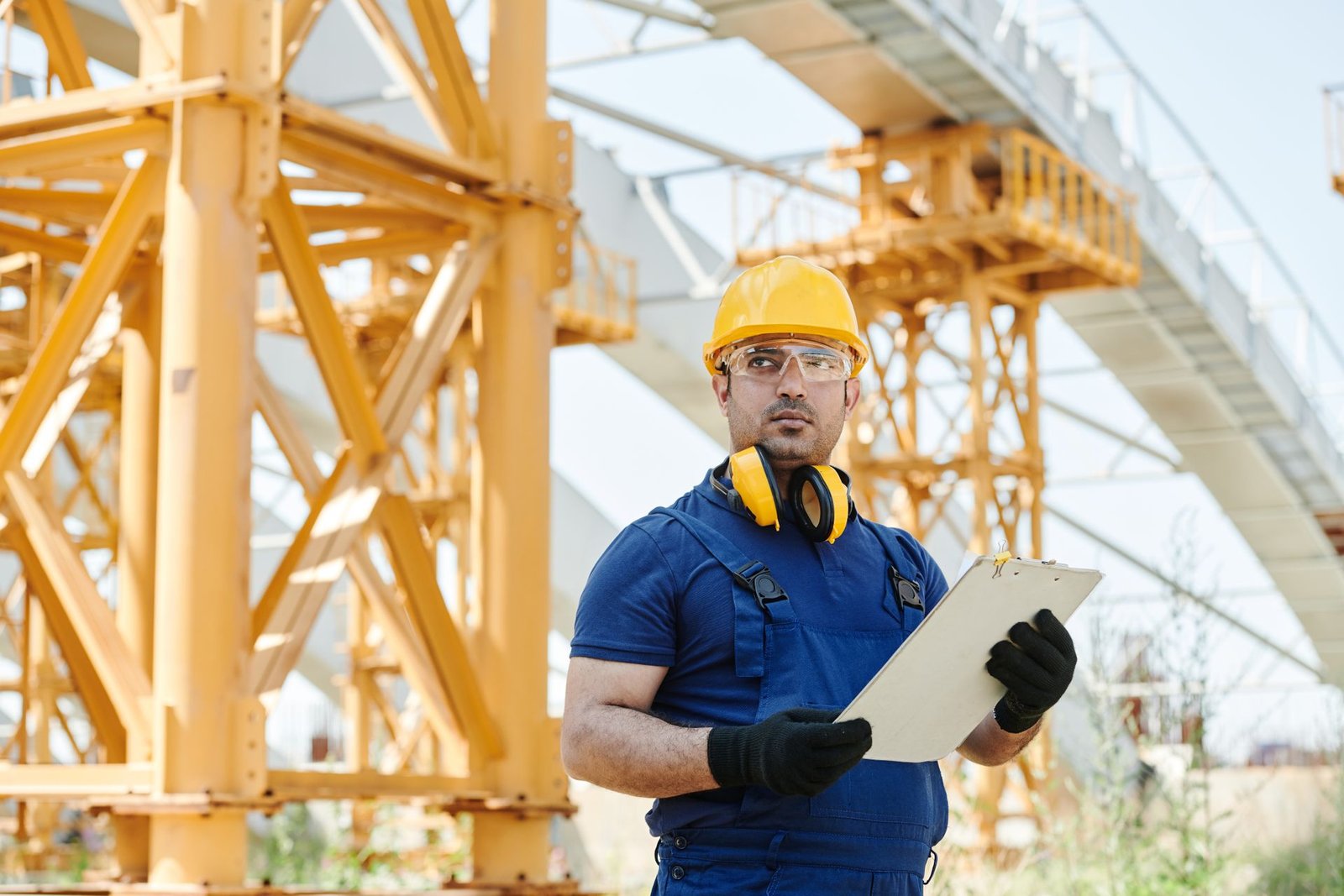 Why Every Construction Site Needs a NEBOSH-Trained Safety Professional